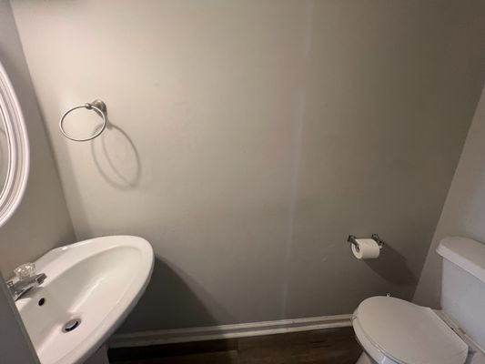 Waldrop Ln listing photo