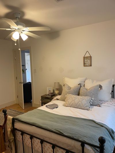 E 52nd St, Austin, TX listing photo