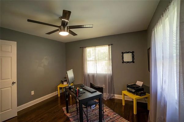 Browns Mill Rd Se listing photo