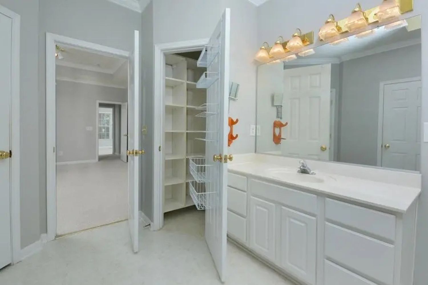 Latta Cir, Durham NC 27712 on Alcove