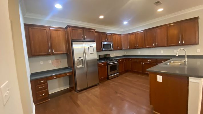 Legendary Ln listing photo
