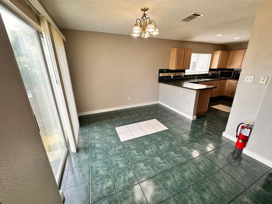 Heyerdahl Dr listing photo