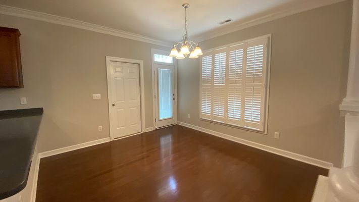 Legendary Ln listing photo