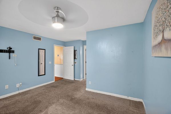 Gettysburg Pl listing photo