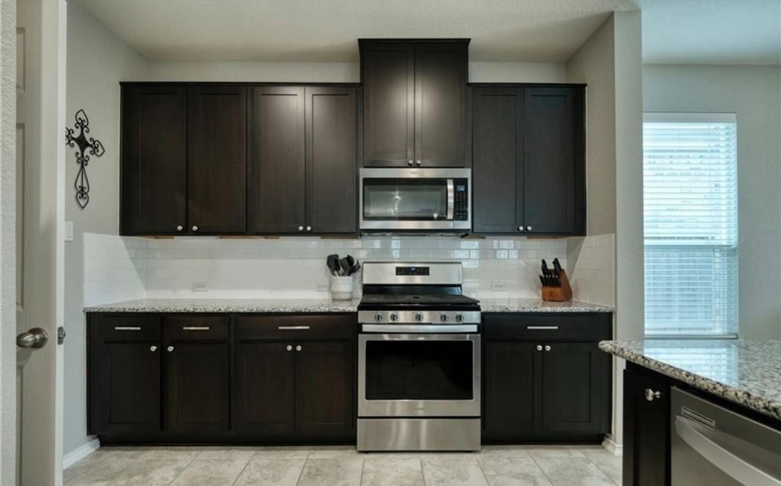 Muenster Dr, Hutto TX 78634 on Alcove