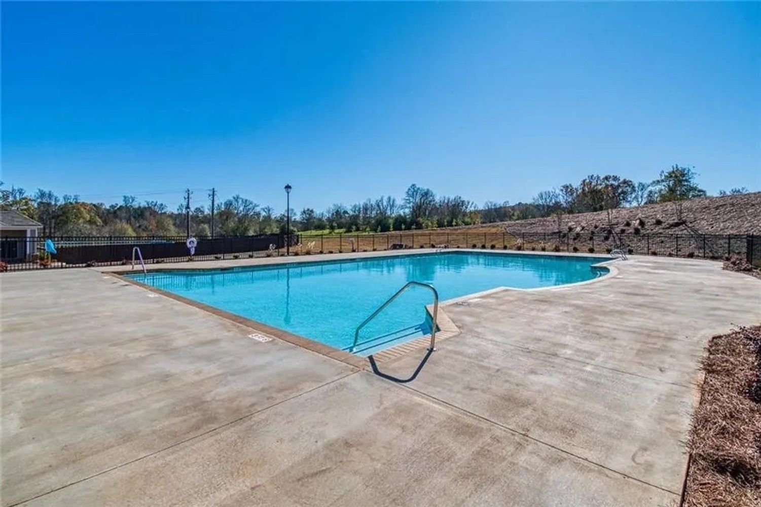Br Crk Cv, Flowery Branch GA 30542 on Alcove