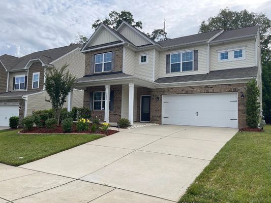 Agnew Dr, Charlotte, NC listing photo