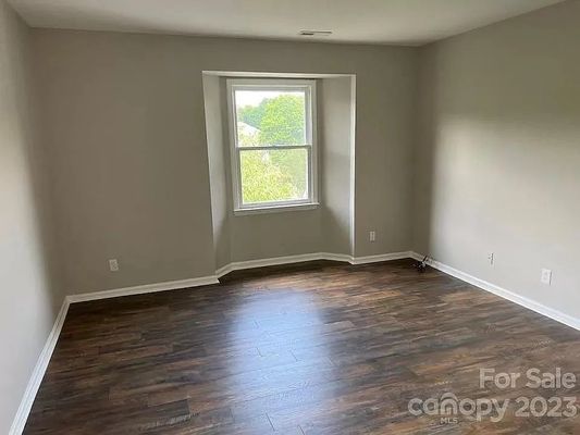 Meadow Rose Ln, Charlotte, NC listing photo