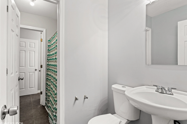 Jones Ave Nw listing photo