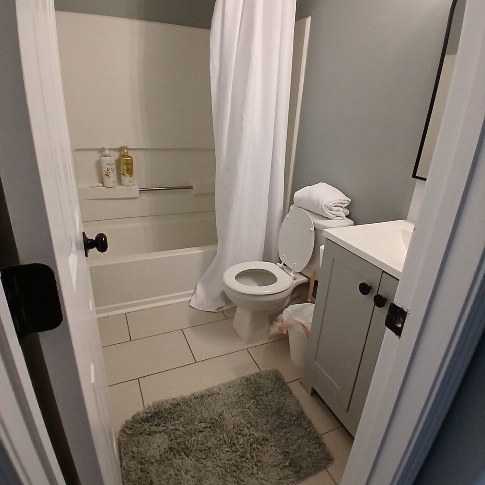 Co-living rooms at Jones Ave NW, Atlanta GA 30318 on Alcove