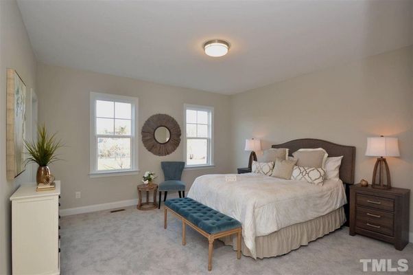 Philip's Square listing photo