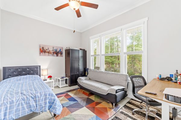 Grace Ln listing photo