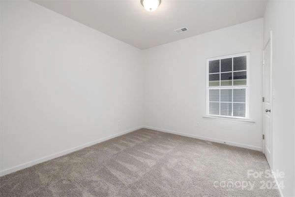 Oakwood Rd, Charlotte, NC listing photo