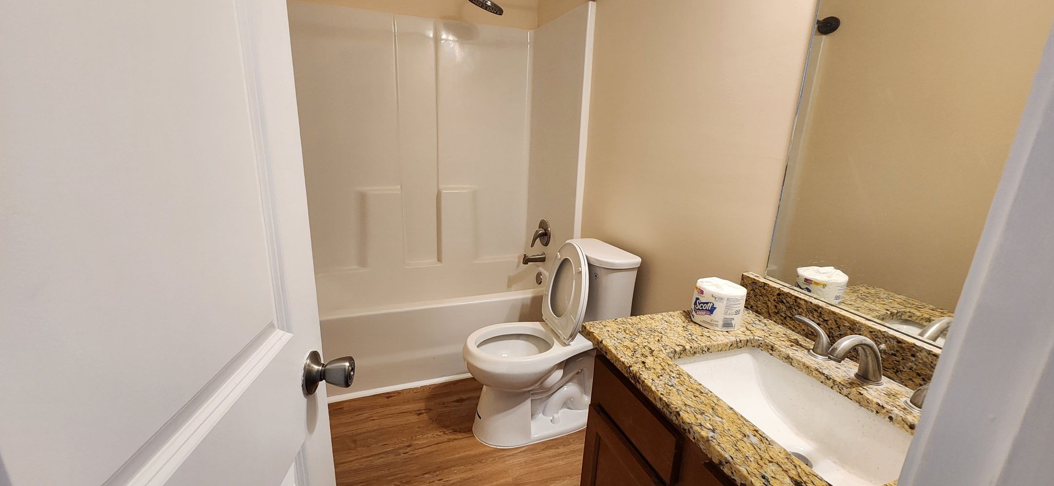 Co-living rooms at Bolton Rd NW, Atlanta GA 30331 on Alcove
