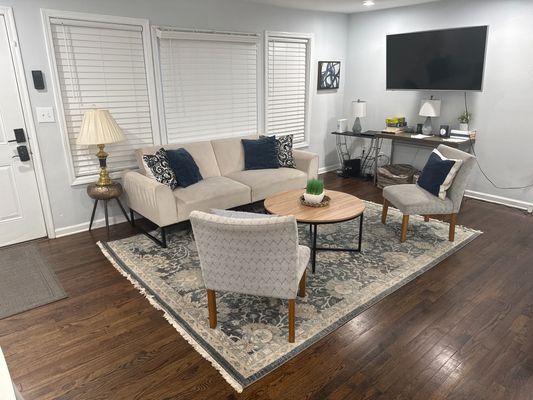Holly Rd NW, Atlanta, GA listing photo