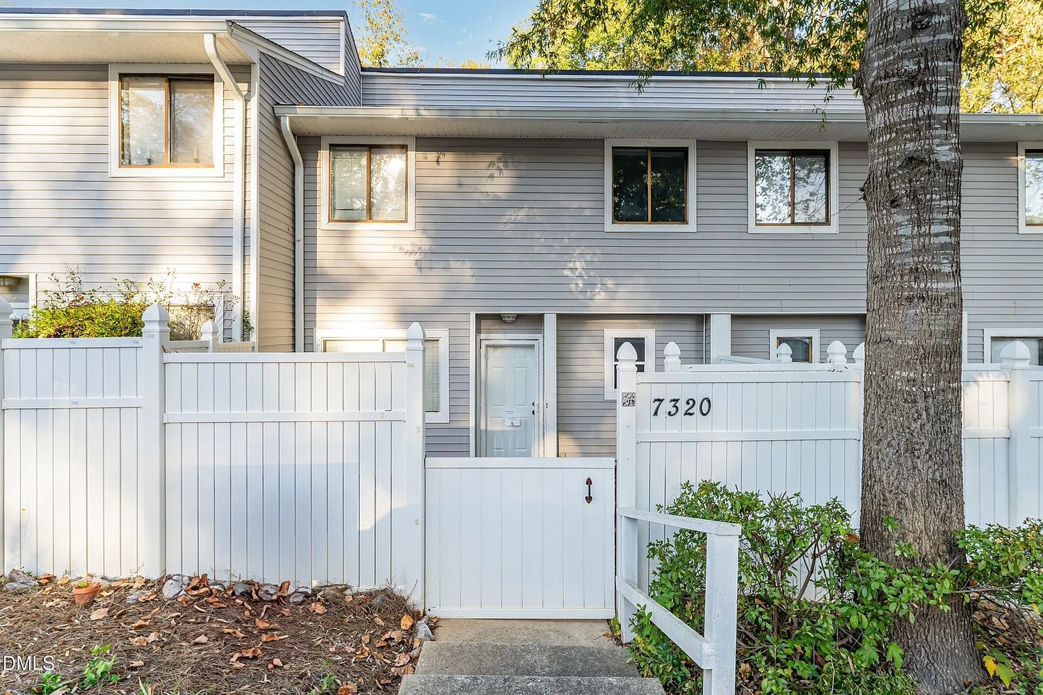 Sandy Creek Dr, Raleigh 27615 on Alcove