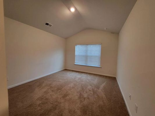 Guildford Hill Ln, Charlotte, NC listing photo