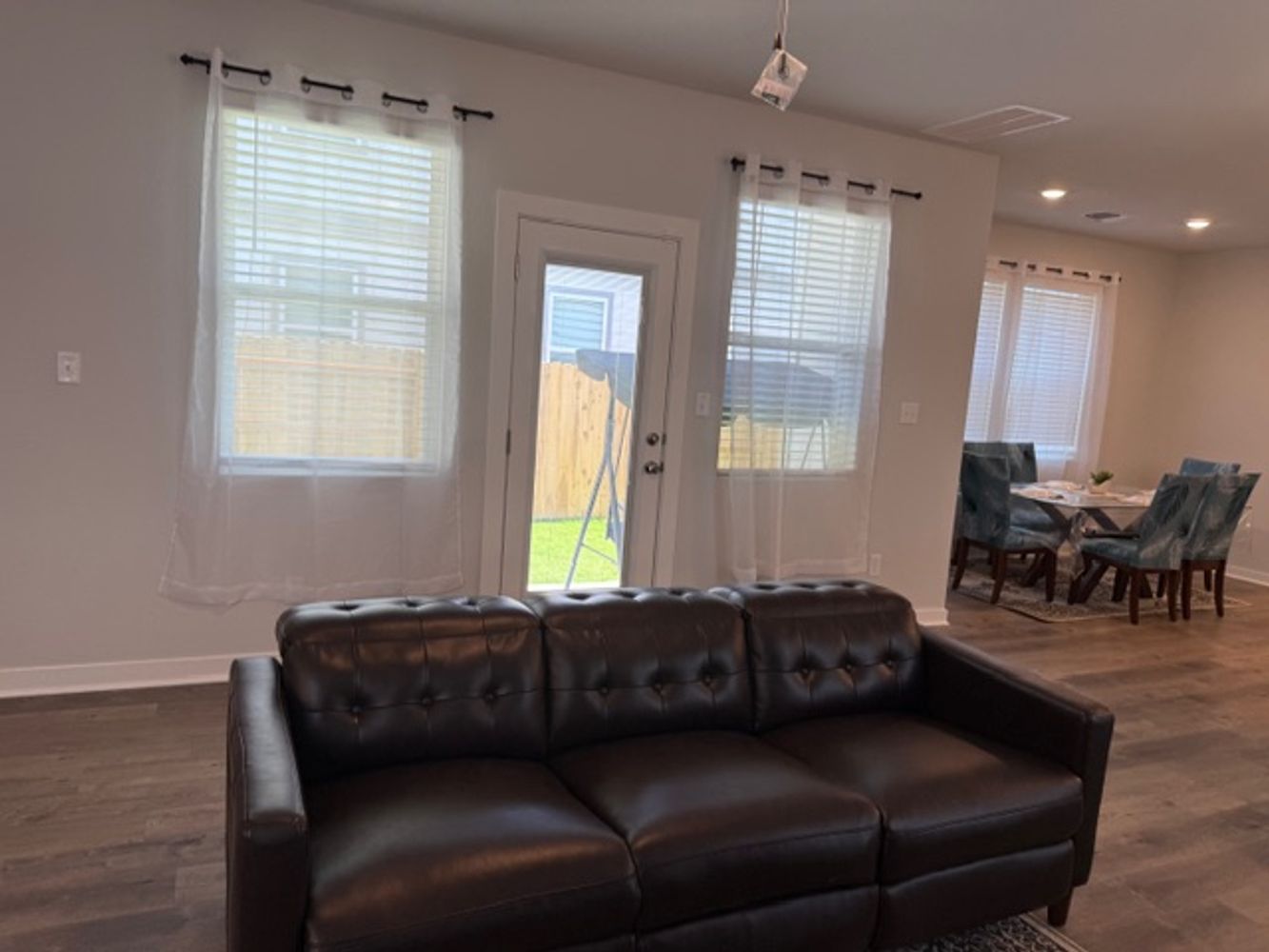 Alice Jay Wy, Round Rock TX 78665 on Alcove