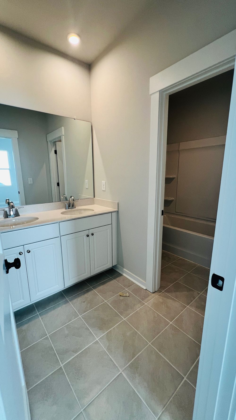Co-living rooms at Munsing Dr, Charlotte NC 28269 on Alcove