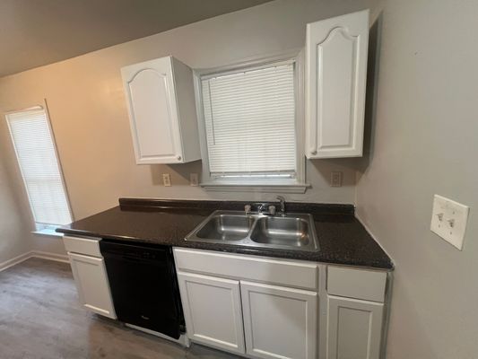 Beck St listing photo