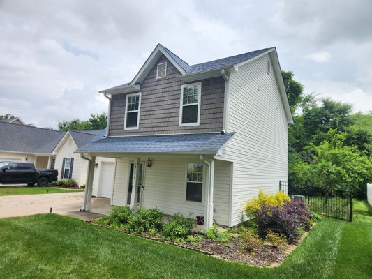 Meadowcreek Village Dr listing photo