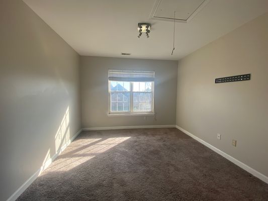 Hampton Pl Dr, Charlotte, NC listing photo