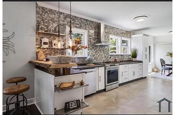 Dill Ave Sw listing photo