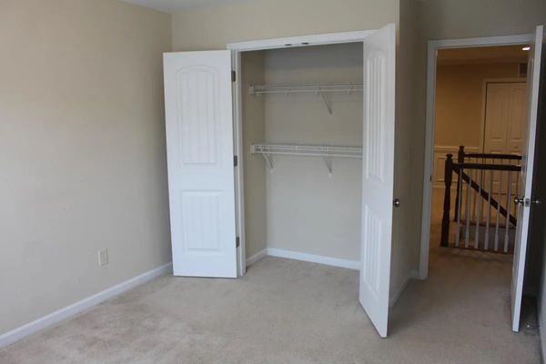 Skyros Loop listing photo