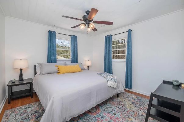 Archdale Dr, Durham, NC listing photo
