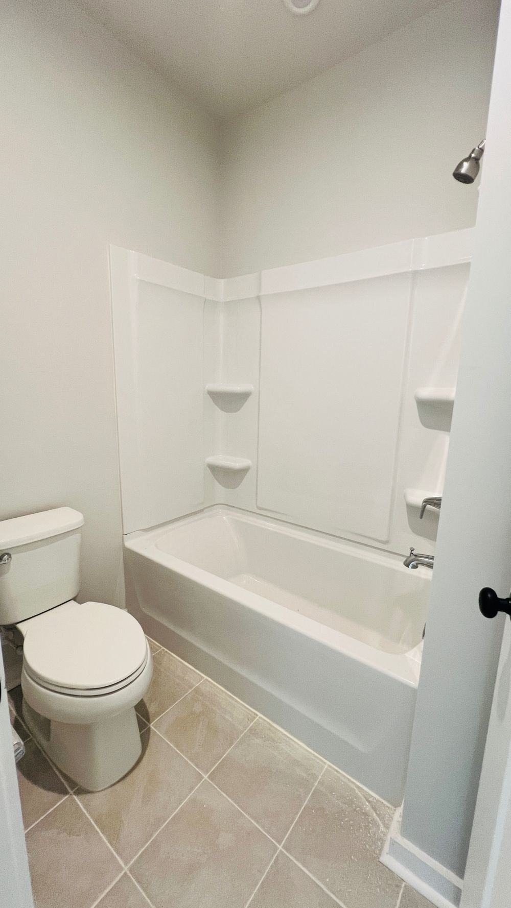 Co-living rooms at Munsing Dr, Charlotte NC 28269 on Alcove