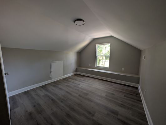 Hart St listing photo