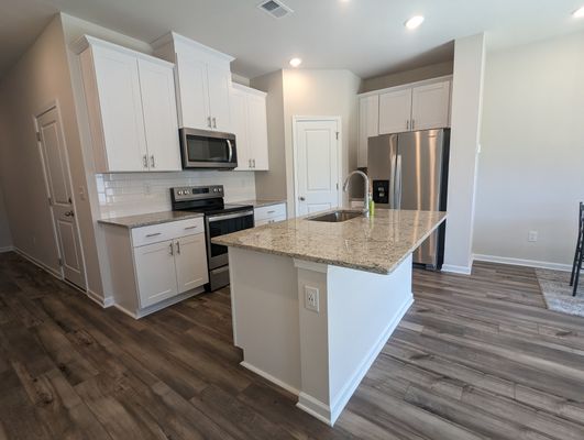 Plumcrest Dr, Charlotte, NC listing photo