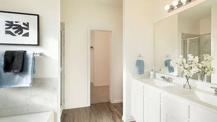 Bluewood Bend listing photo