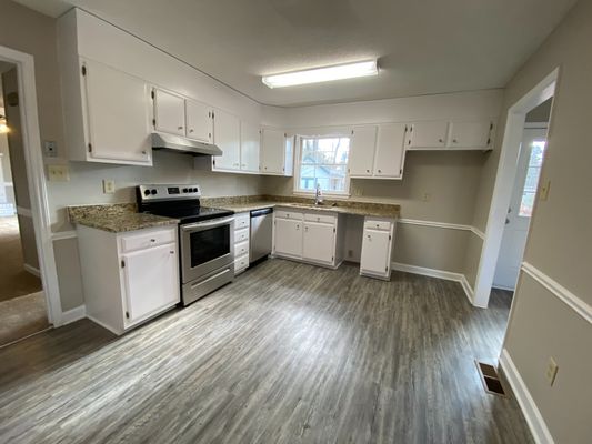 Woods Ream Dr, Raleigh, NC listing photo