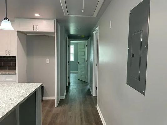 Benton St Nw listing photo