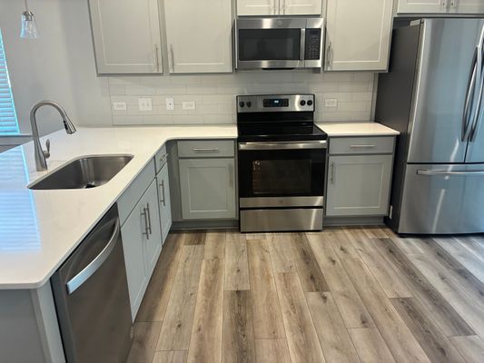 Old Grove Ln listing photo