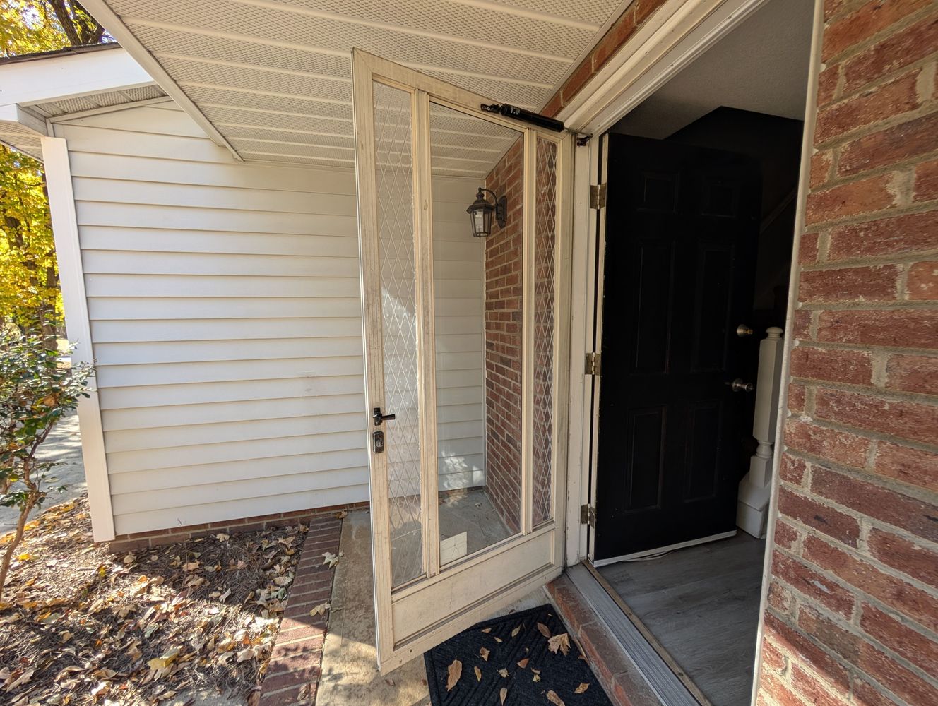 Flint Glenn Ln, Charlotte NC 28262 on Alcove