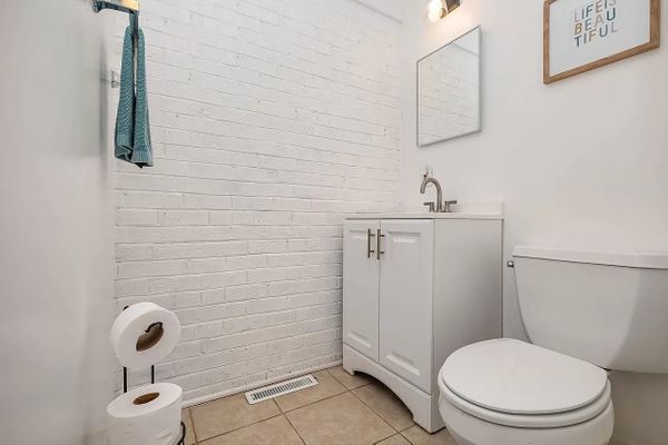 Archdale Dr, Durham, NC listing photo
