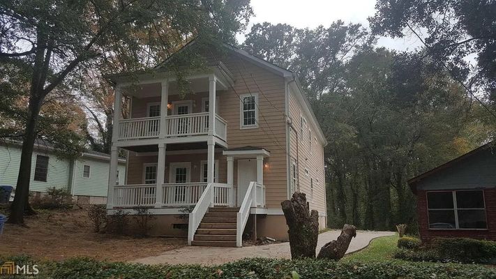 Ridge Ave NW, Atlanta, GA listing photo