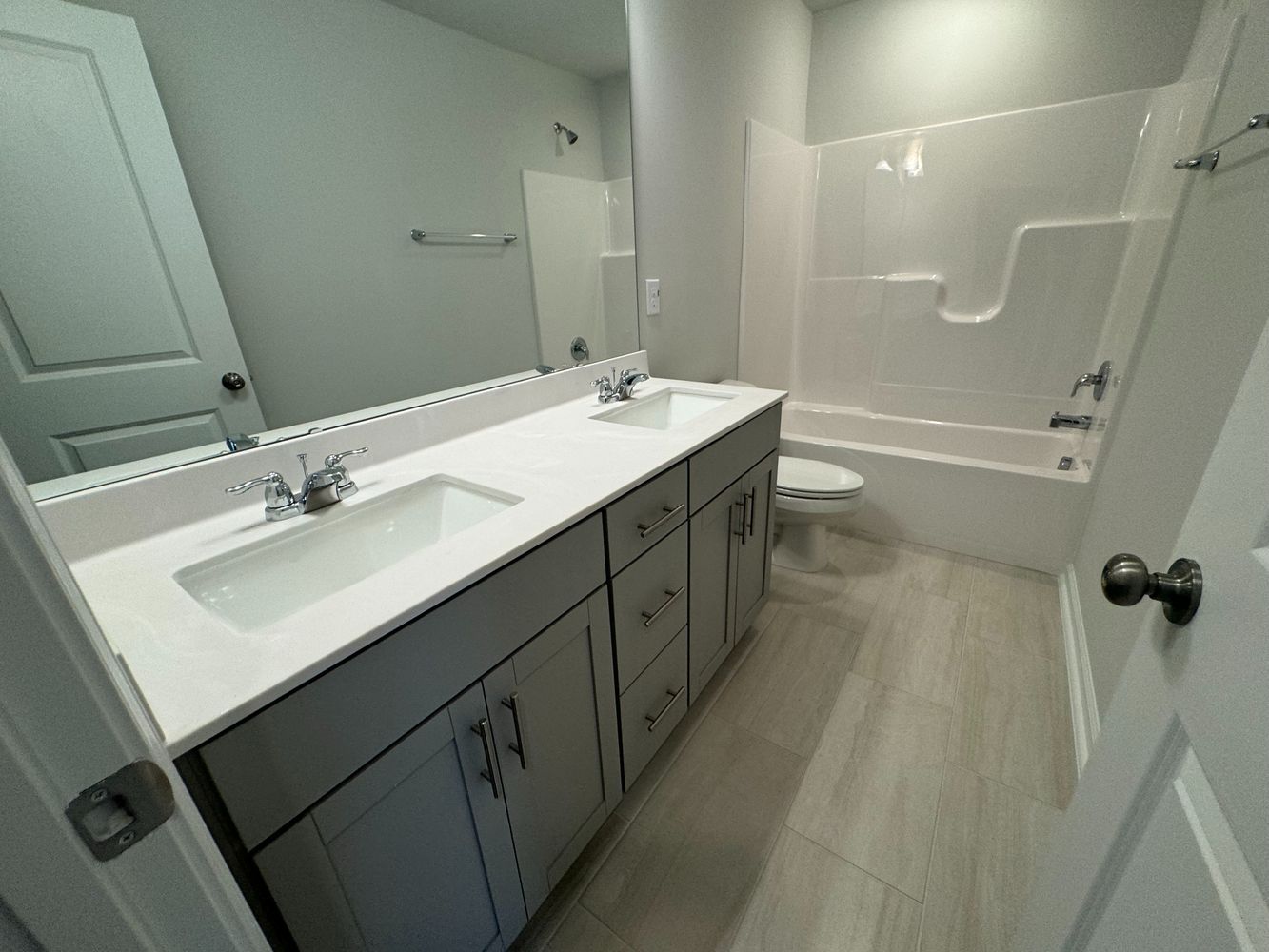 Co-living rooms at Castle Loch Ln, Durham NC 27703 on Alcove