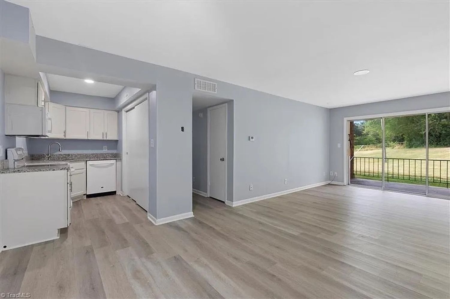 North O.Henry Boulevard, Greensboro 27405 on Alcove