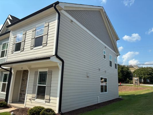 Old Grove Ln listing photo