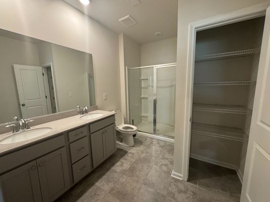 Moulin Ct Dr, Charlotte, NC listing photo