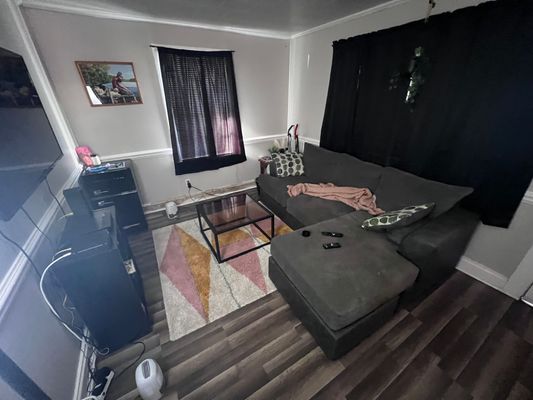 W Monroe St listing photo