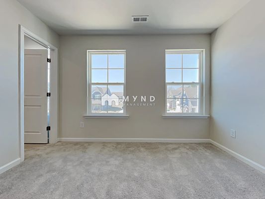 Moulin Ct Dr, Charlotte, NC listing photo