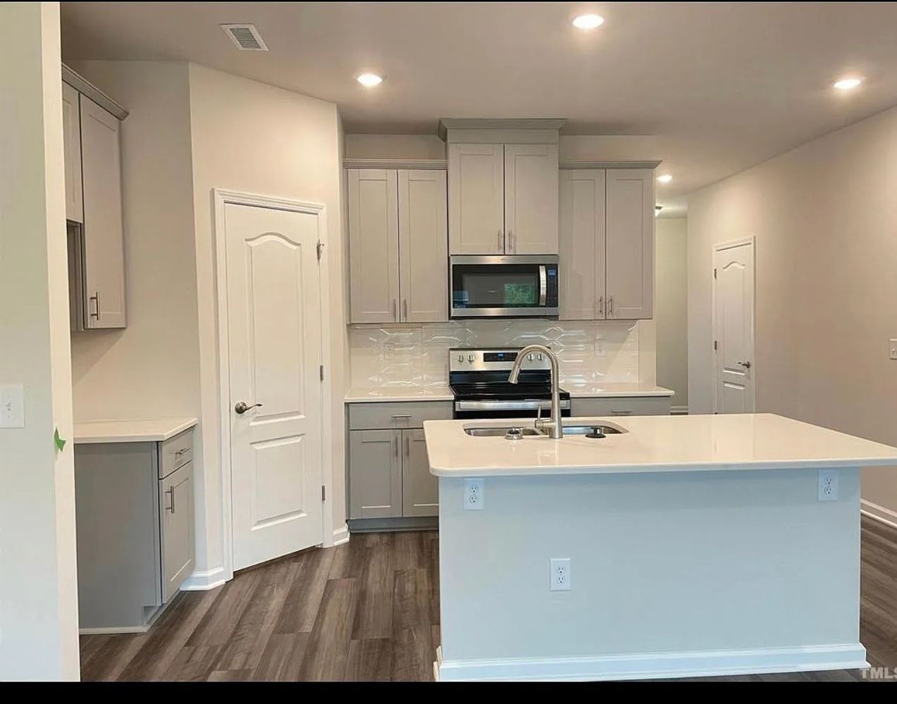 Joneshaven Dr, Fuquay-Varina NC 27526 on Alcove