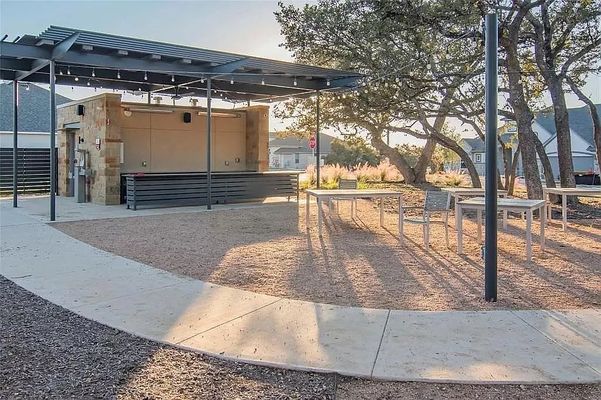 Bluewood Bend listing photo