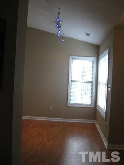 Sunpointe Dr listing photo