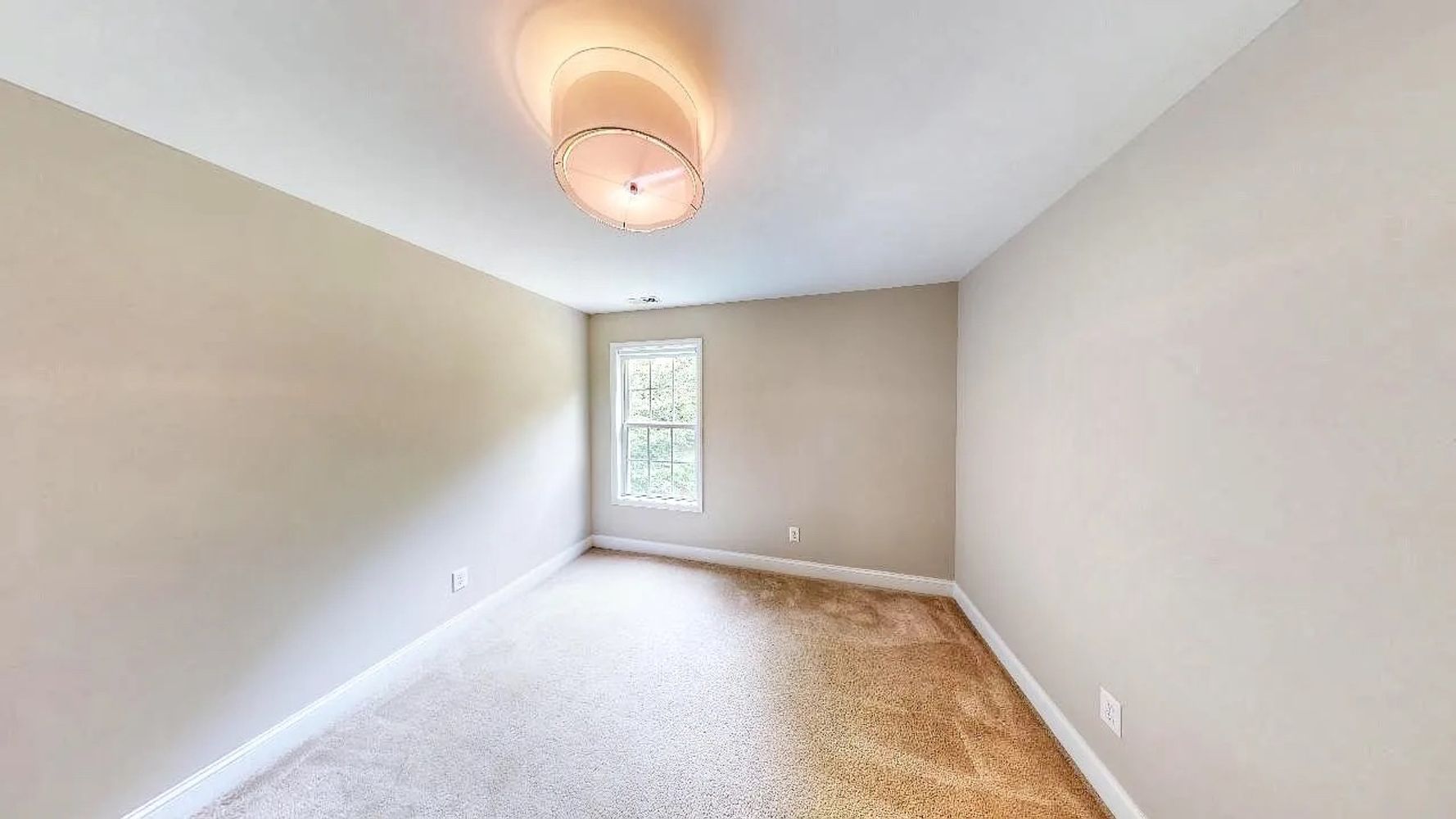 New Parkside Dr, Chapel Hill NC 27516 on Alcove