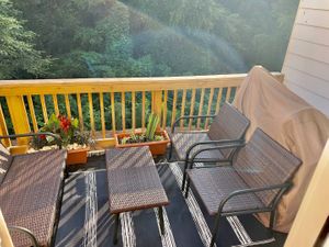 Laurel Ridge Cir, Atlanta GA 30344 on Alcove